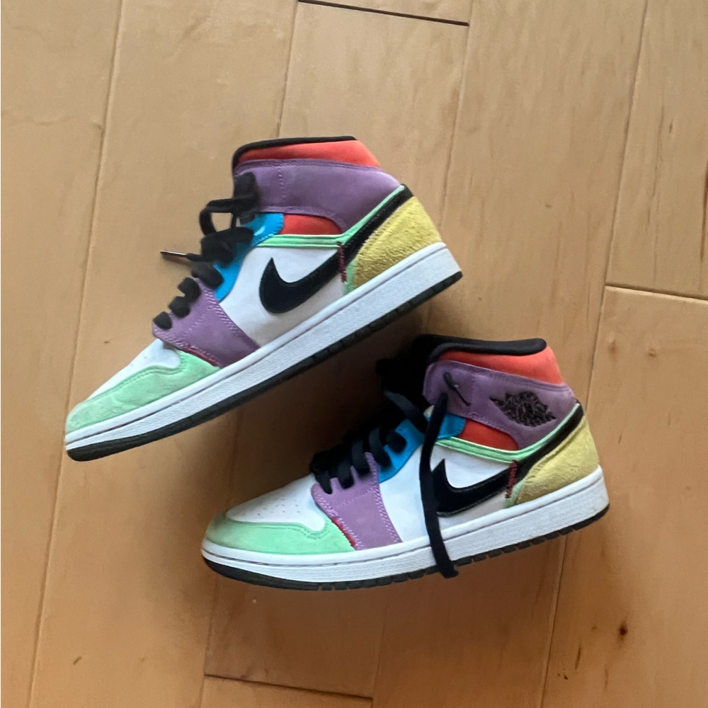 Air Jordan 1 mids sneaker multi color